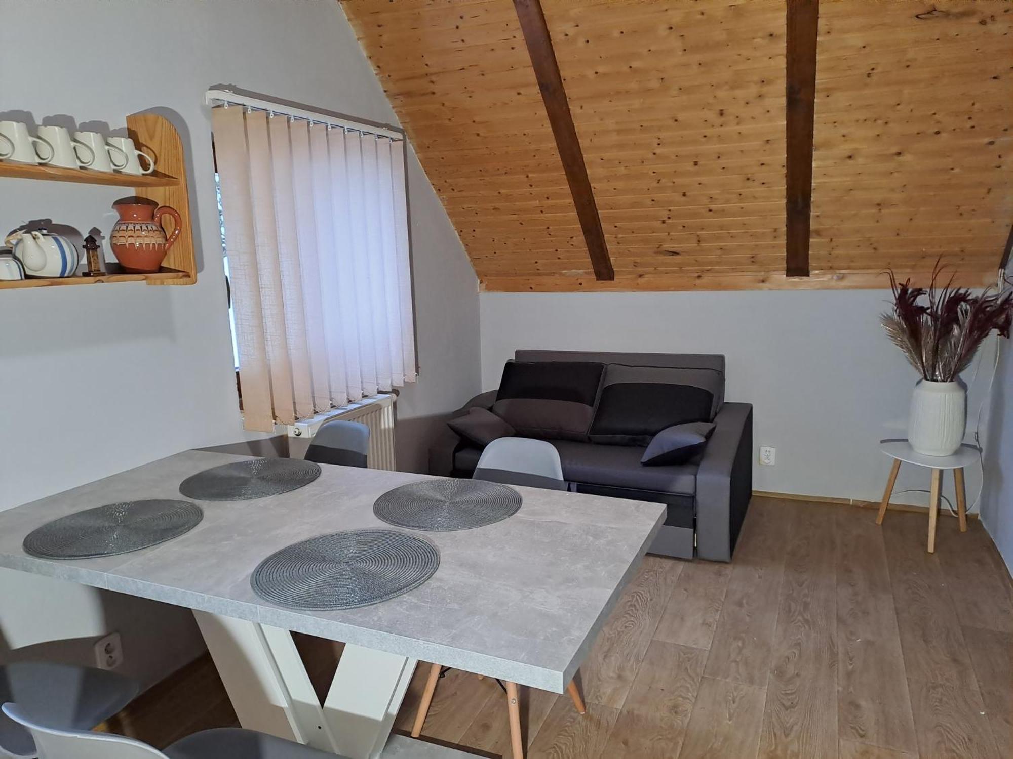 Apartman Albrecht Albrechtice v Jizerskych horach Luaran gambar
